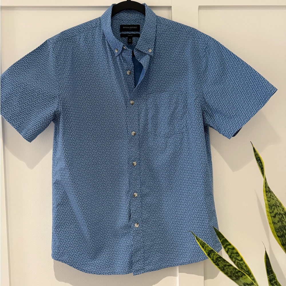 Banana Republic Blue Patterned Casual Shirt